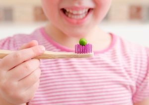 Manfaat jangka panjang menggunakan pasta gigi berfluoride