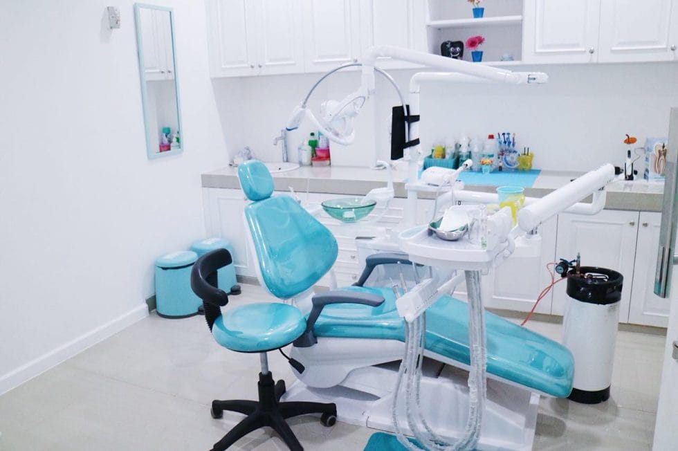 Perawatan Gigi yang Efektif dari Klinik Gigi Terpercaya