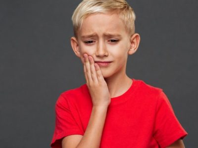 Bagaimana Pertolongan Pertama Untuk Anak Yang Sakit Gigi